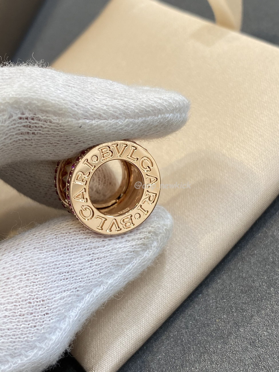 Bulgari Ruby Pendant (5) - www.newkick.vip